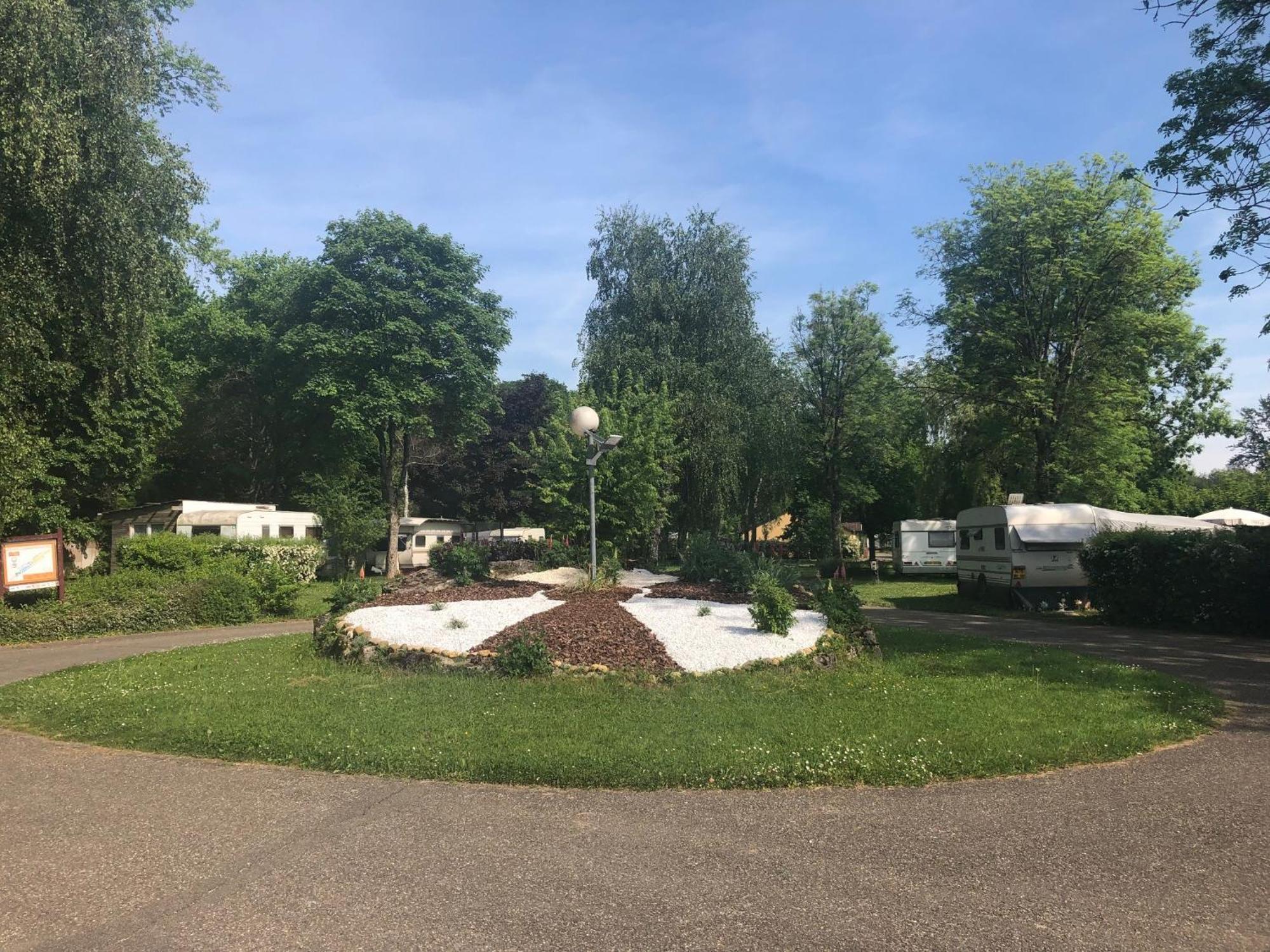 Camping Les Lupins Seppois-le-Bas Ngoại thất bức ảnh